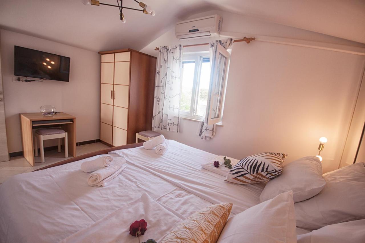 Apartments Katarina Porat مالينسكا المظهر الخارجي الصورة