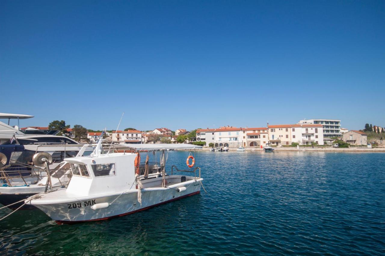 Apartments Katarina Porat مالينسكا المظهر الخارجي الصورة